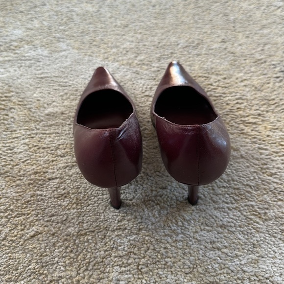 Carlos Falchi Pumps - Picture 3 of 4